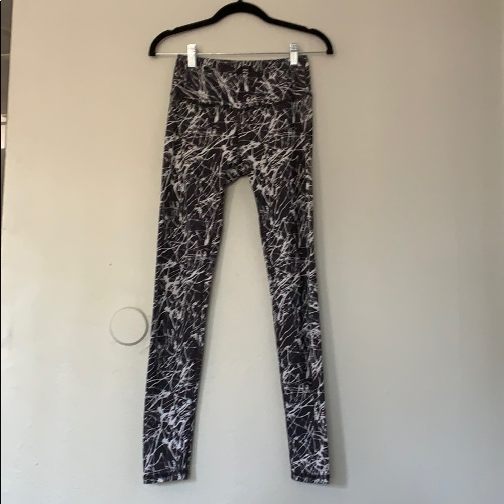 Like-new Noli leggings
